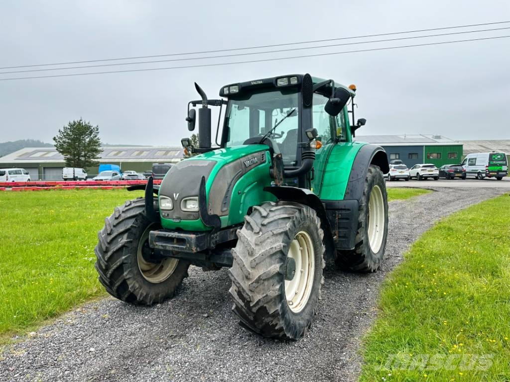 Valtra N142 Tractor Лесохозяйственные тракторы
