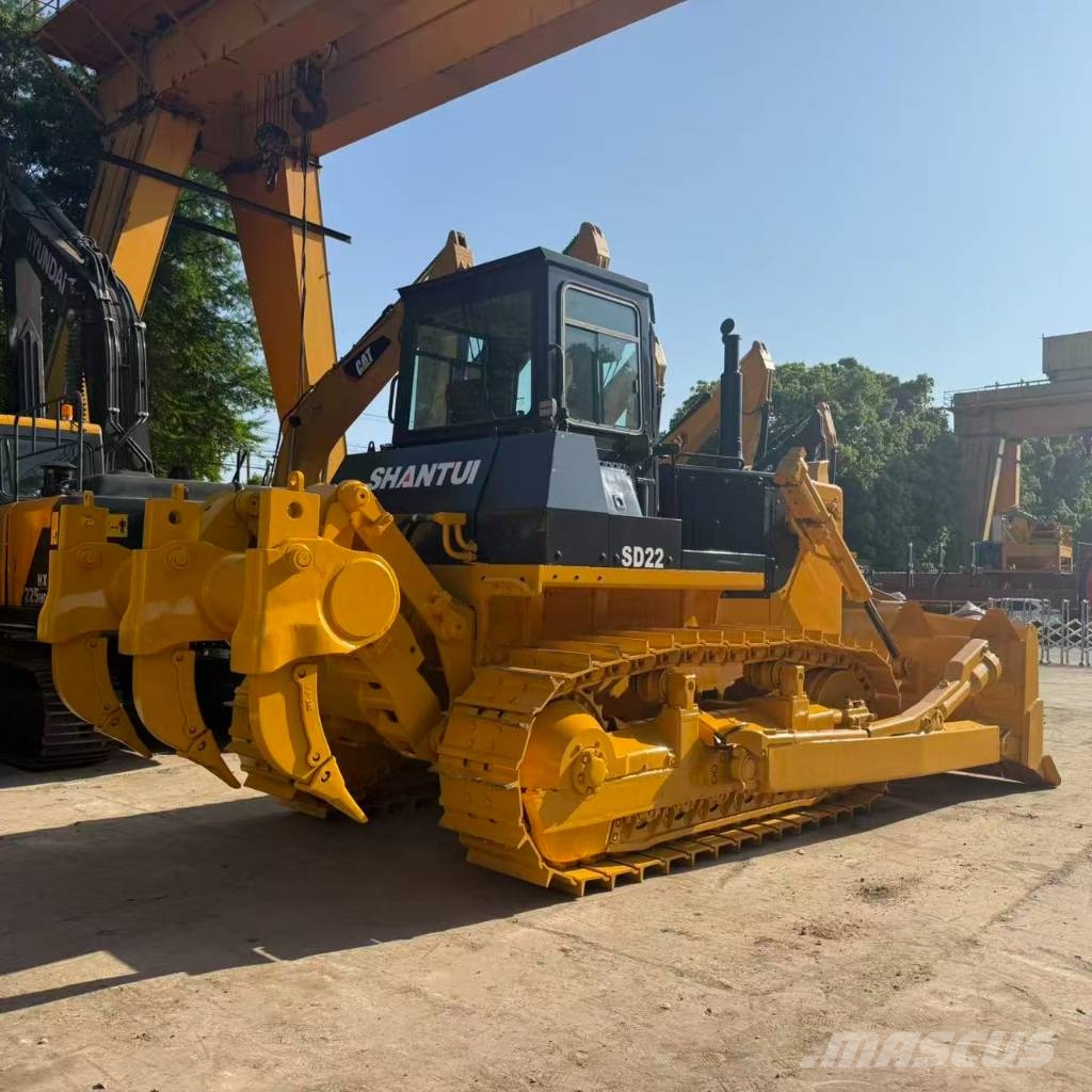 Shantui SD 22 Buldozer sobre oruga