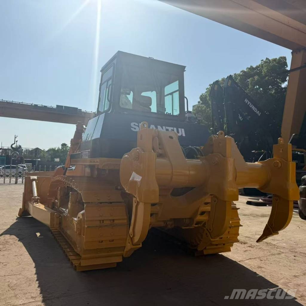 Shantui SD 22 Buldozer sobre oruga