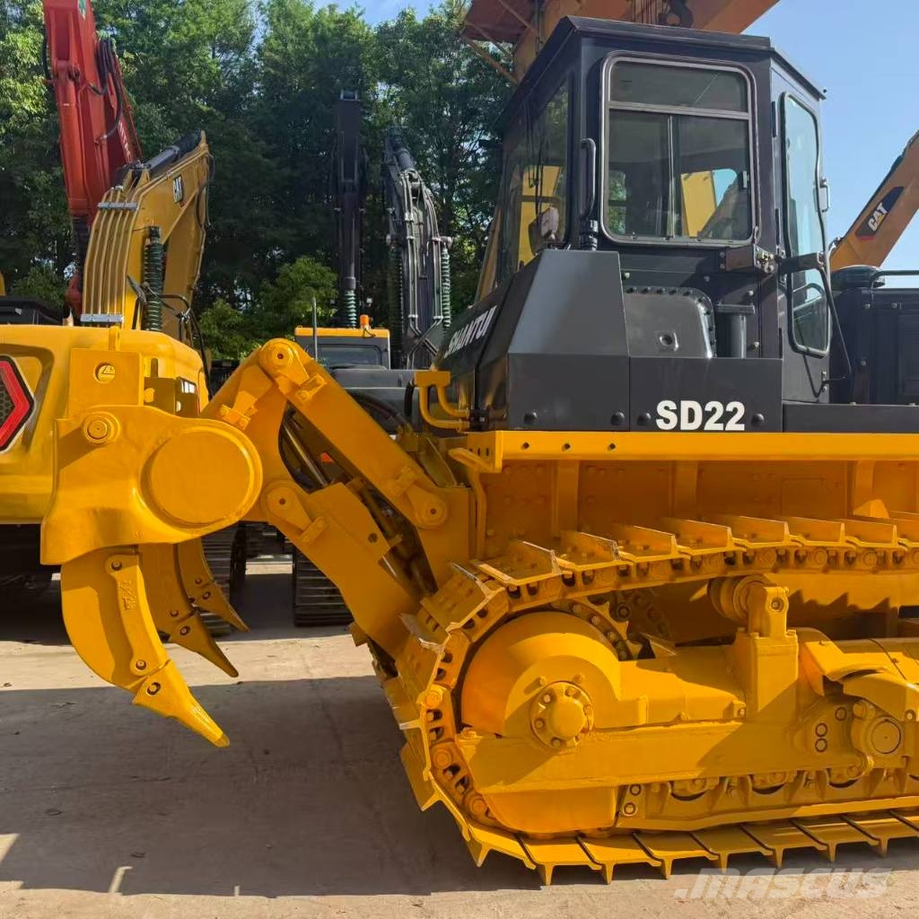 Shantui SD 22 Buldozer sobre oruga