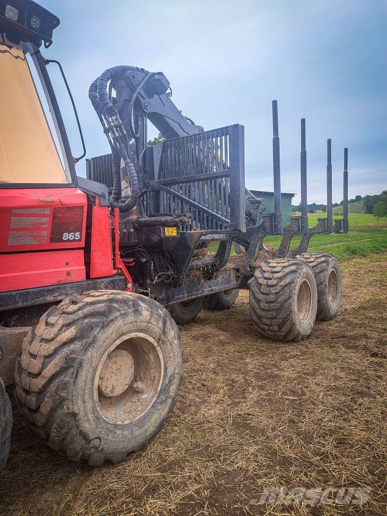 Komatsu 865 Forwarder