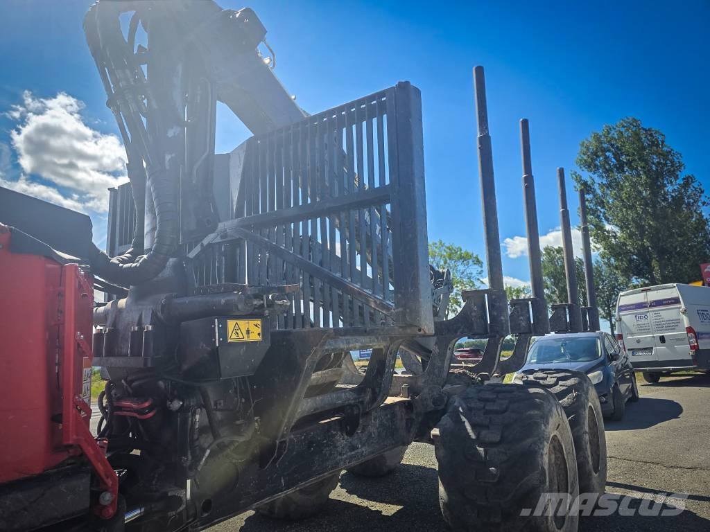 Komatsu 865 Forwarder
