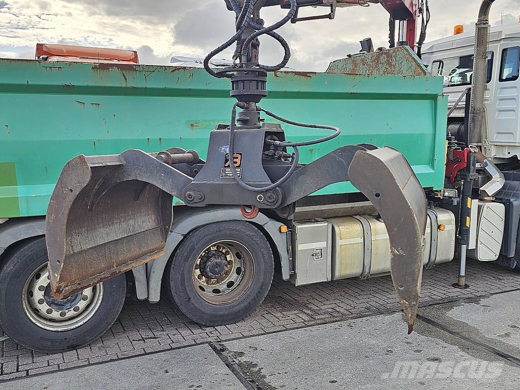 MAN 26.400 TGS 6X4H-4 EEV HMF CRANE Camiones elevadores de gancho