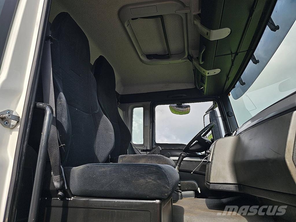 MAN 26.400 TGS 6X4H-4 EEV HMF CRANE Camiones elevadores de gancho