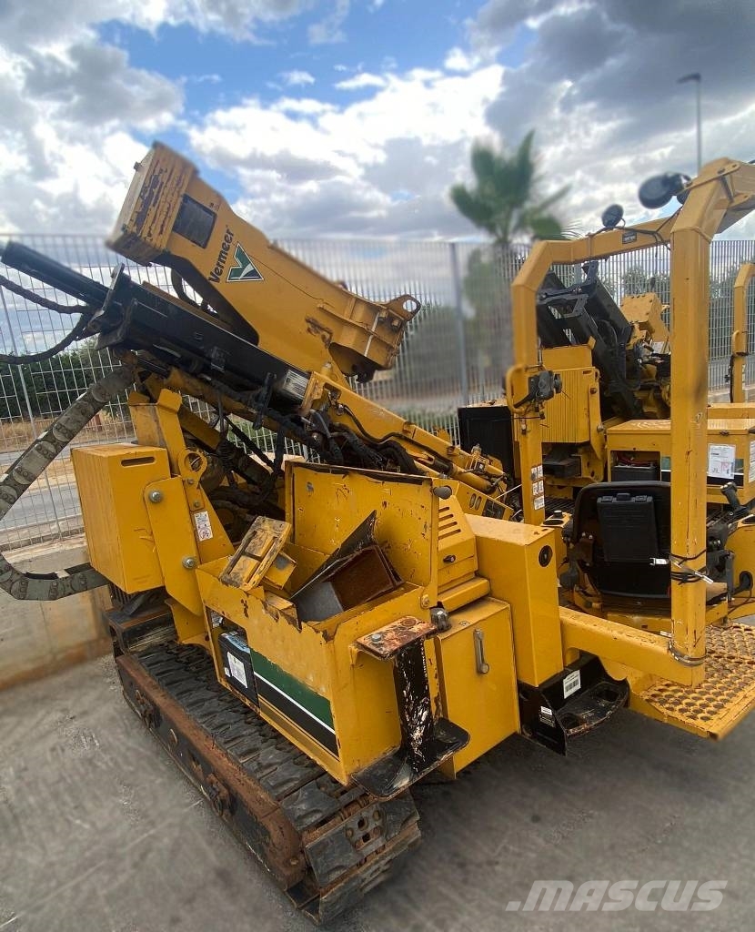 Vermeer PD10 Vibratory pile drivers