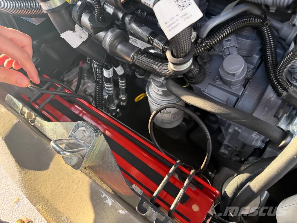 Weycor AR420 40km/h med Pallgafflar & skopa Naudoti ratiniai krautuvai