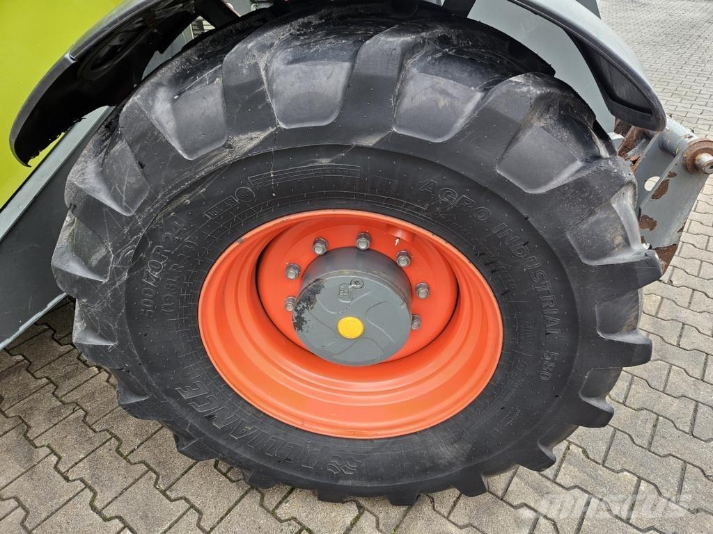 CLAAS SCORPION 756 VARIPOWER Agriculture - Others
