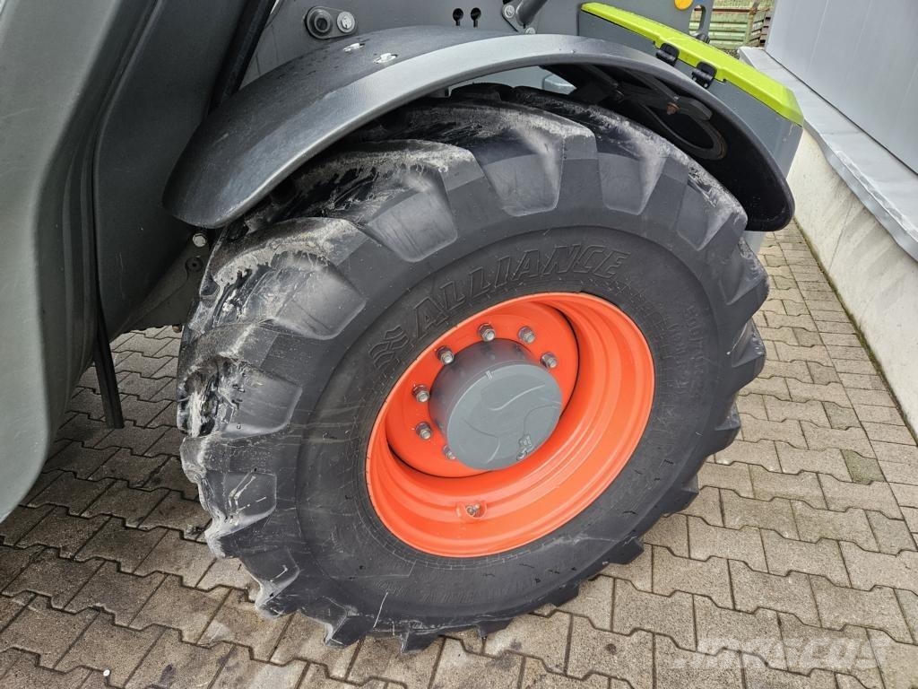 CLAAS SCORPION 756 VARIPOWER Agriculture - Others
