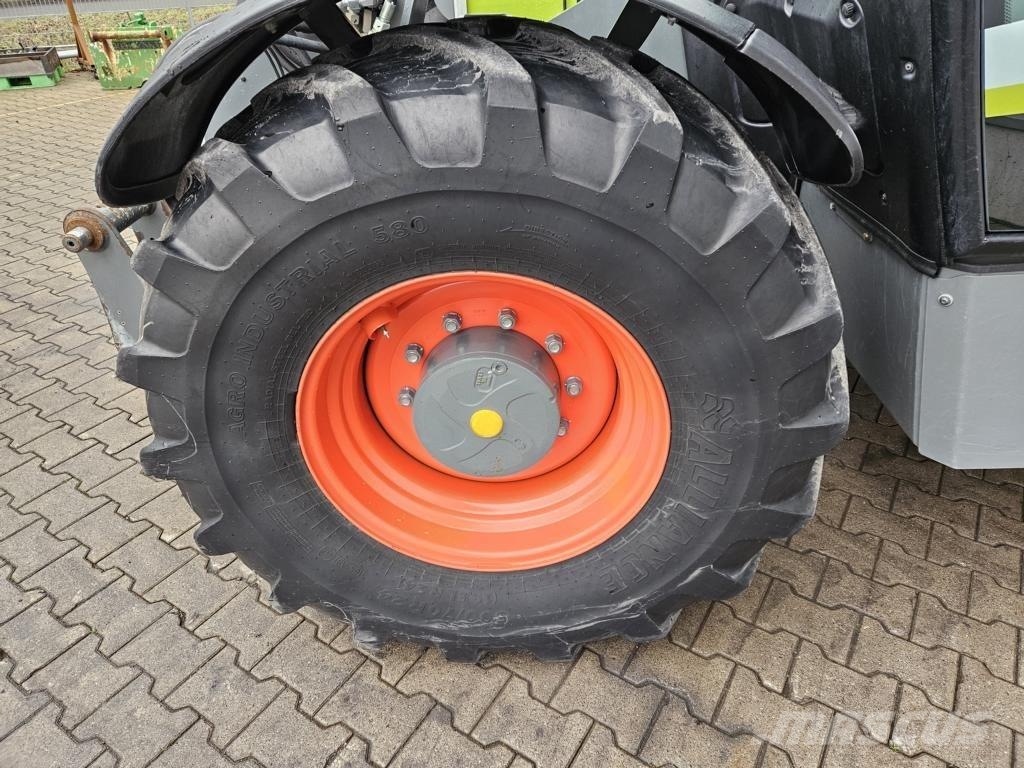 CLAAS SCORPION 756 VARIPOWER Agriculture - Others