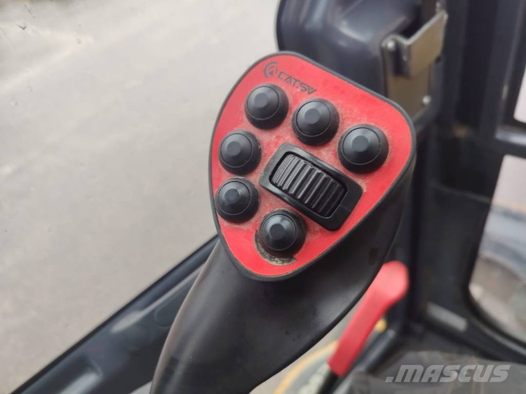 XCMG XE 55 E حفارات صغيرة أقل من 7 طن (حفارات صغيرة)