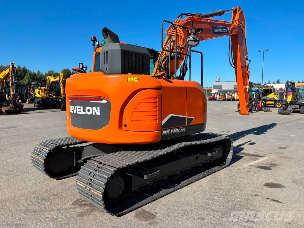 Develon DX 140 LCR-7 / Pienet tunnit, Siisti lyhytperäinen حفارات زحافة