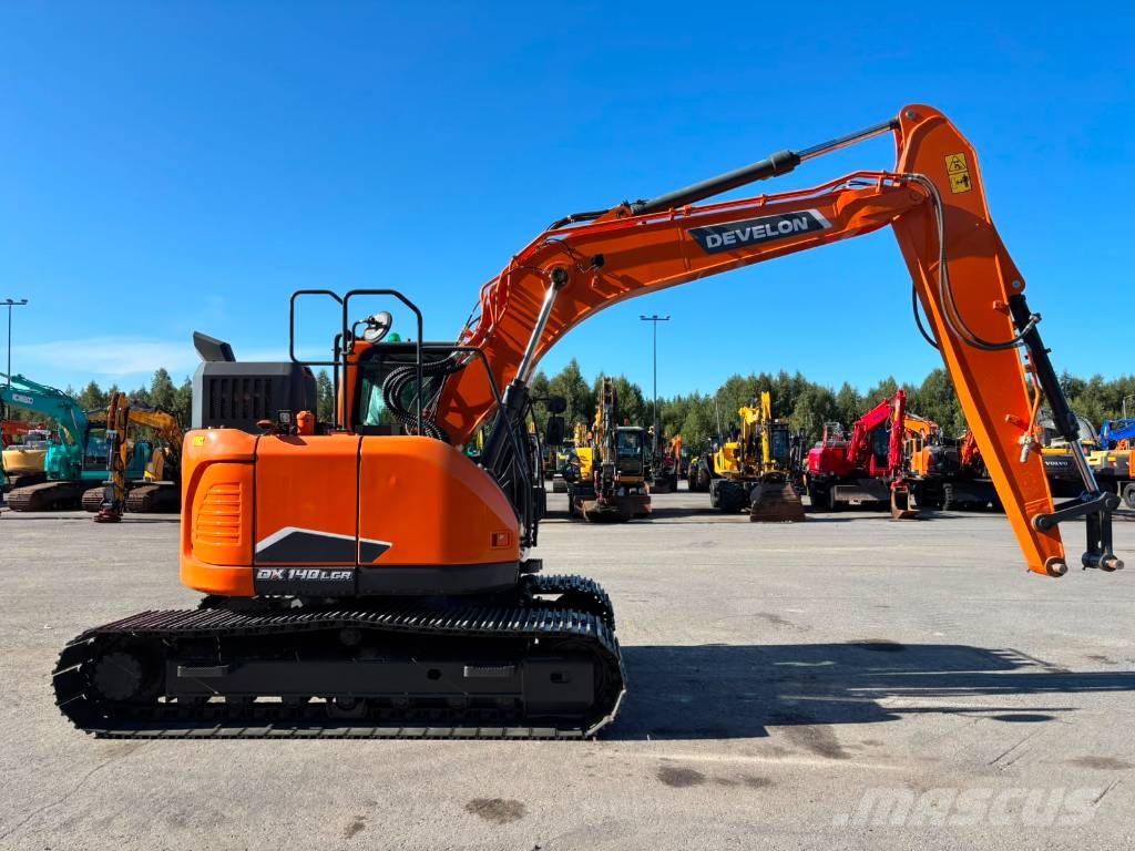 Develon DX 140 LCR-7 / Pienet tunnit, Siisti lyhytperäinen حفارات زحافة