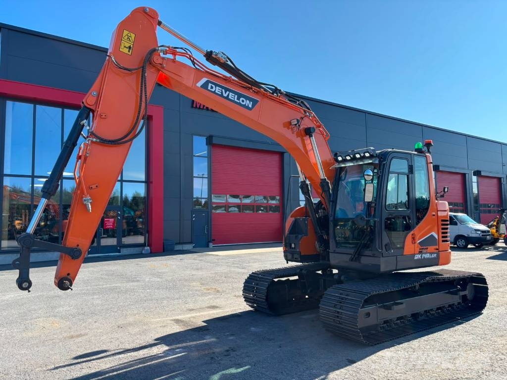 Develon DX 140 LCR-7 / Pienet tunnit, Siisti lyhytperäinen حفارات زحافة