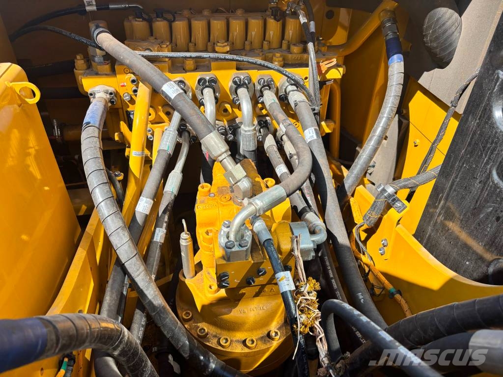 CAT 324 (New / Non CE + EPA) Crawler excavators