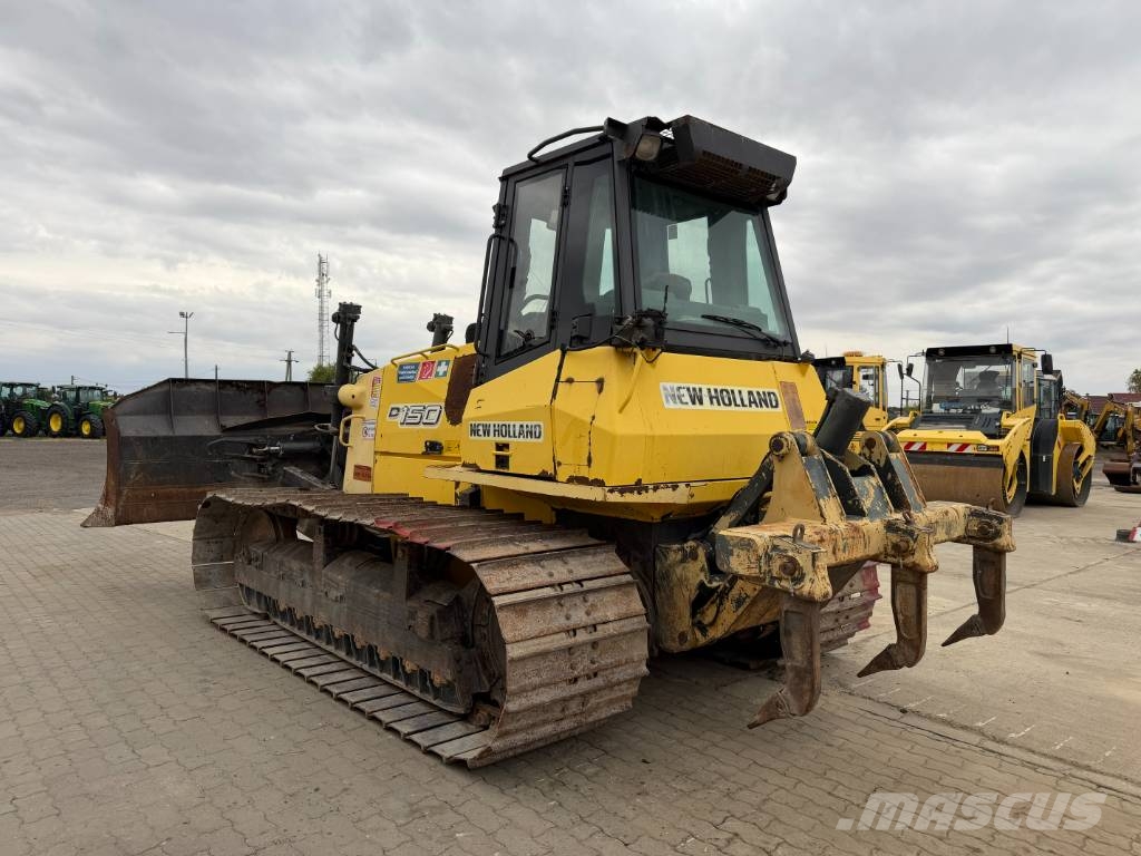 New Holland D 150 Buldožerji goseničarji