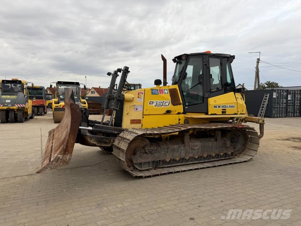 New Holland D 150 Buldožerji goseničarji