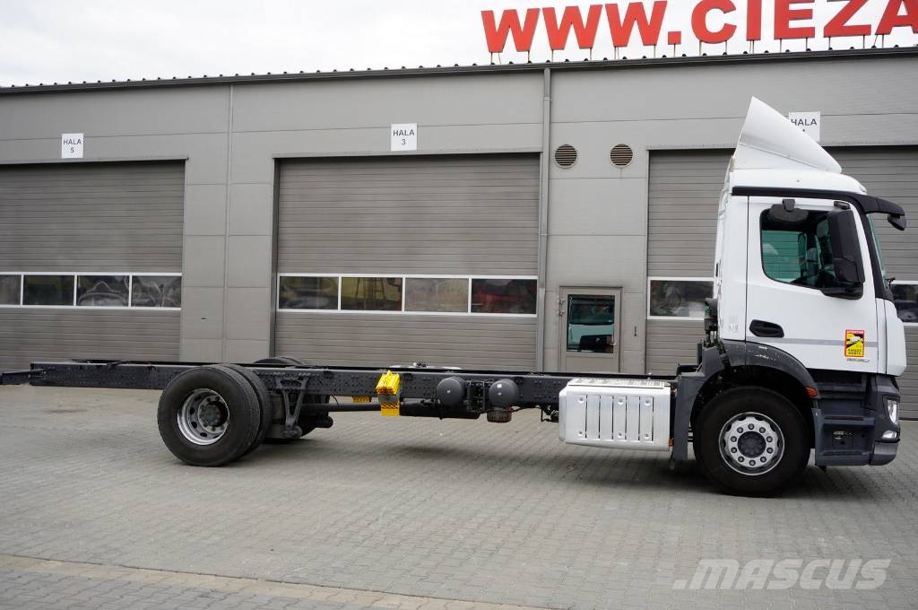 Mercedes-Benz Antos 1830 / 120 tho. km / chassis 760 cm Camiones chasis
