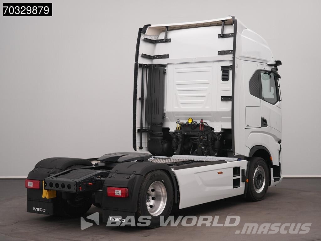 Iveco S-Way 500 4X2 NEW! HPEB Parking Cooler Alcoa Full Naudoti vilkikai