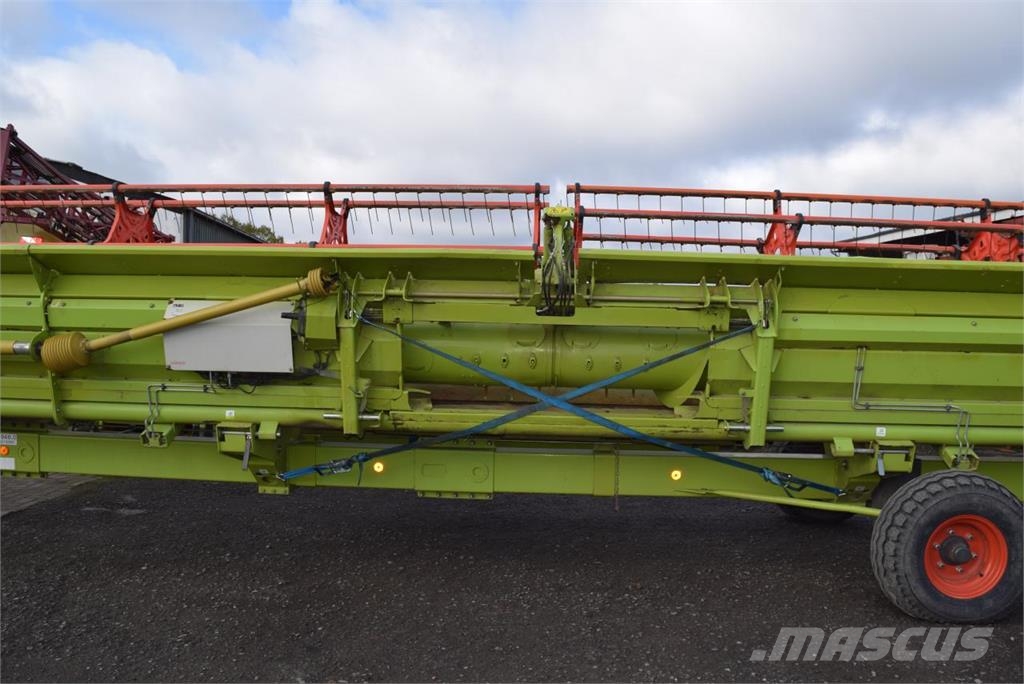 CLAAS 1230 Vario Schneidwerk Biçerdöver kafaları