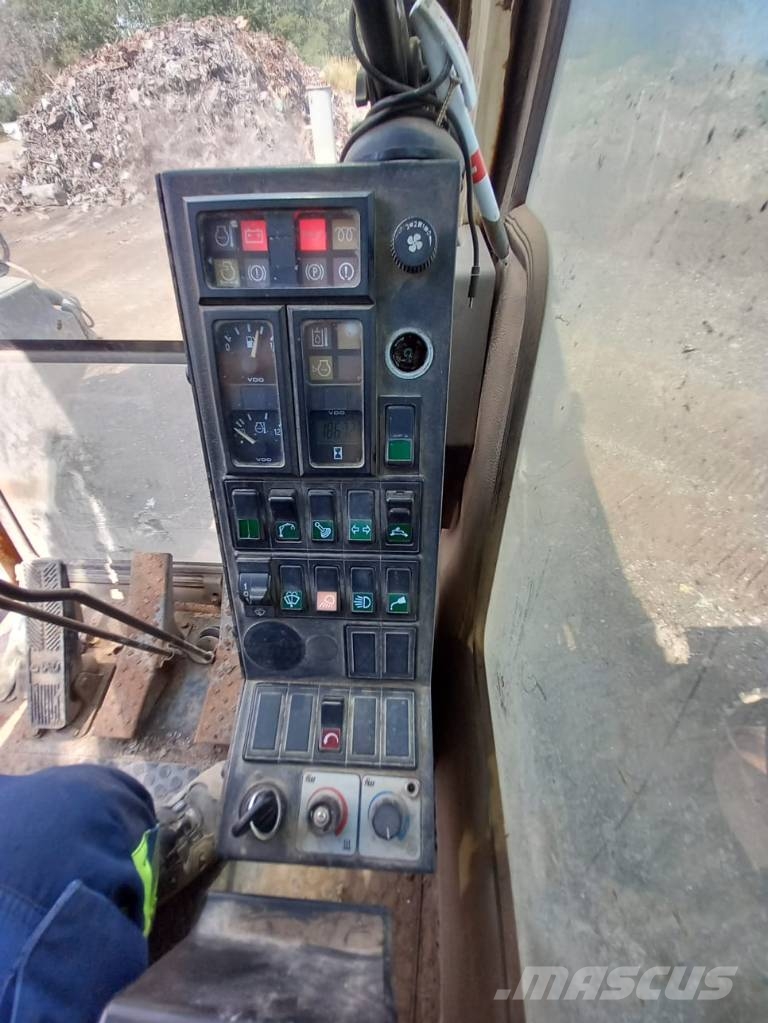 Terex Fuchs RHL 340 مناولات المخلفات / مناولات صناعية