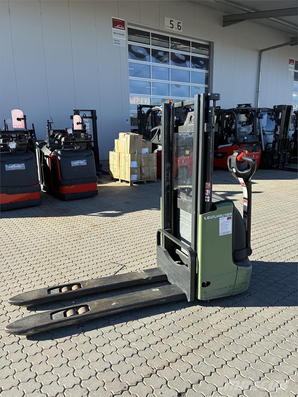 Linde L12 Ηλεκτρικά παλετοφόρα με ιστό