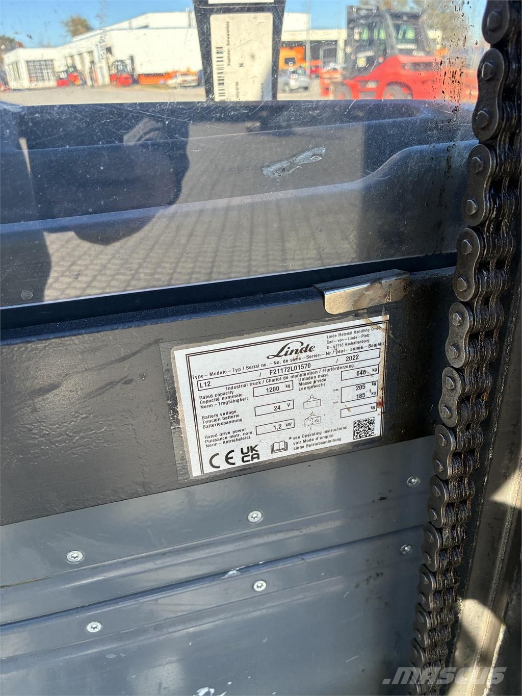 Linde L12 自走式スタッカー