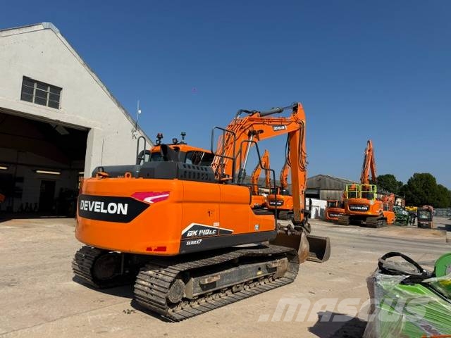 Doosan / DEVELON DX140LC-7 Bageri guseničari