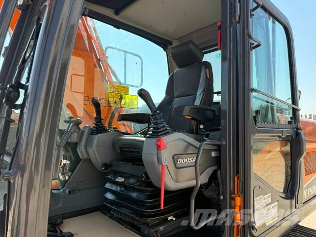 Doosan / DEVELON DX140LC-7 Bageri guseničari