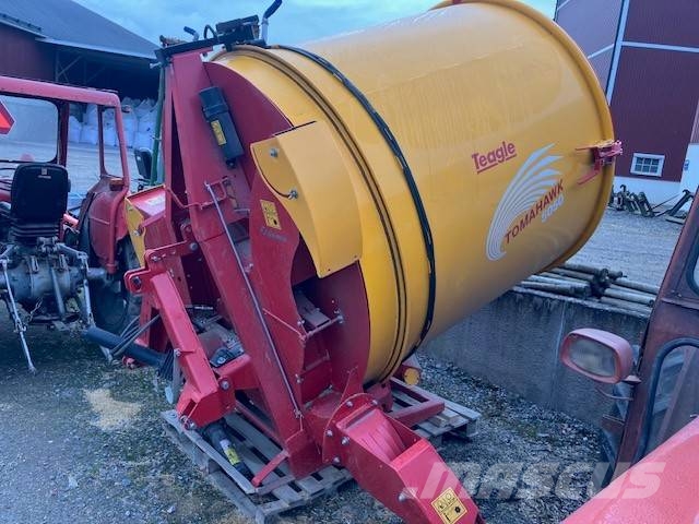 TEAGLE TOMAHAWK 5050 Rezač za bale, oprema za rezanje in odvijanje bal