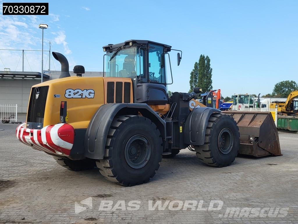 CASE 821 G Wielladers
