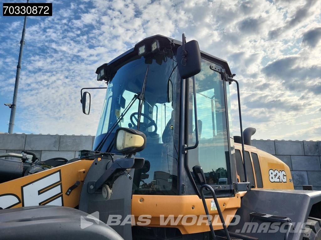 CASE 821 G Wielladers