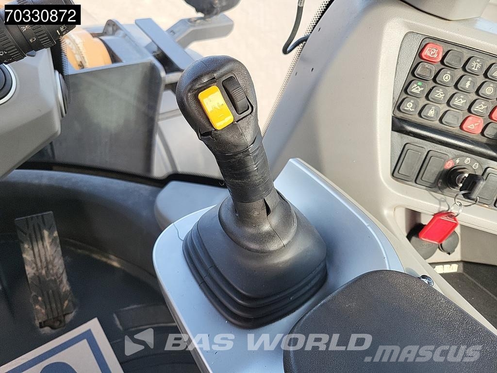 CASE 821 G Wielladers