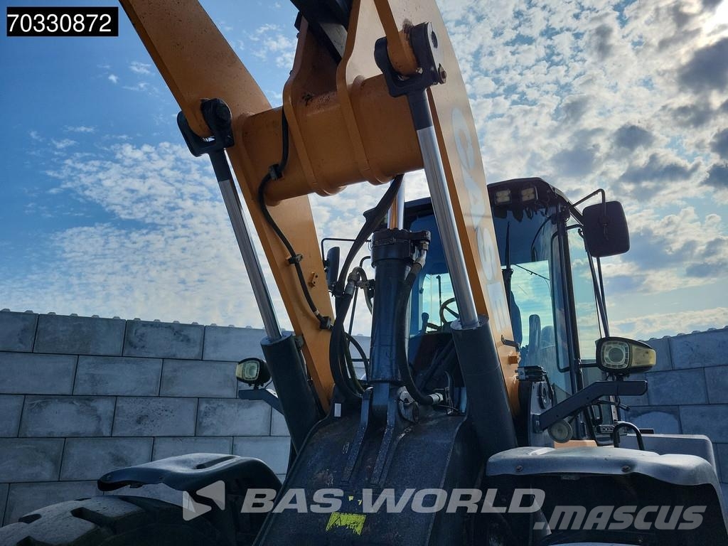 CASE 821 G Wielladers