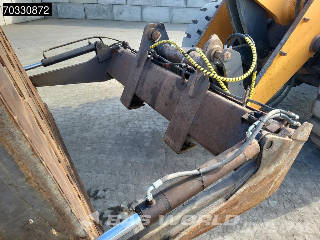 CASE 821 G ホイールローダー・タイヤショベル