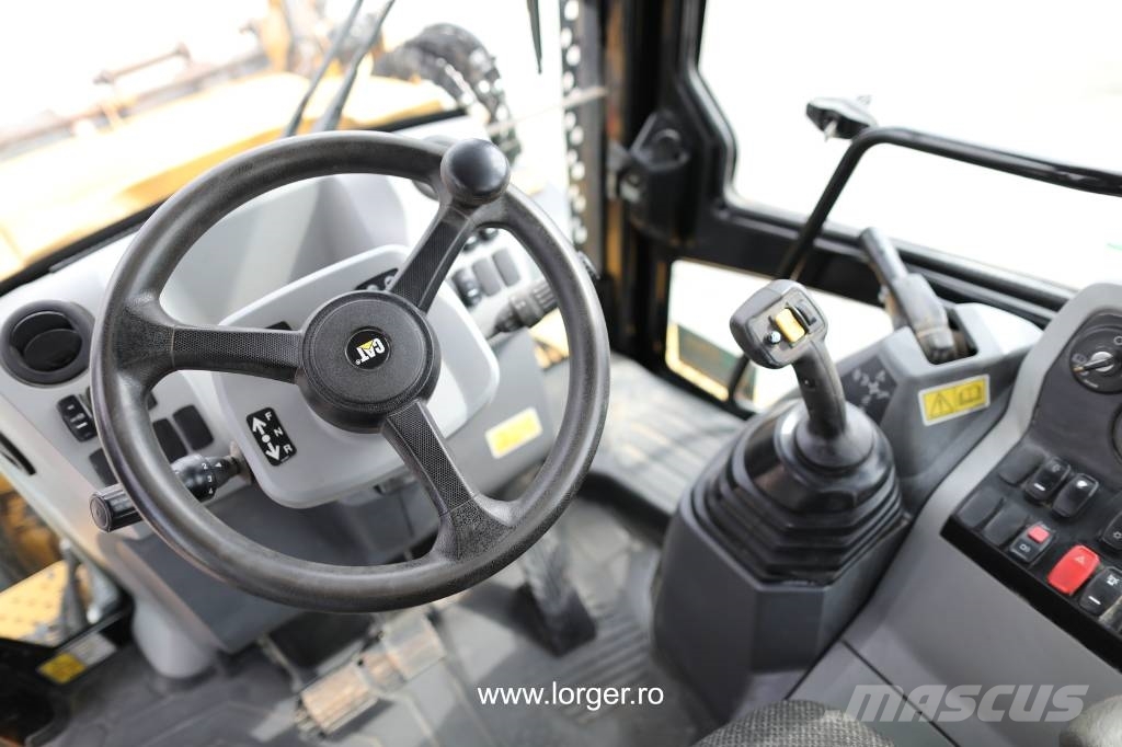 CAT 432 F2 Εκσκαφείς Φορτωτές τύπου JCB