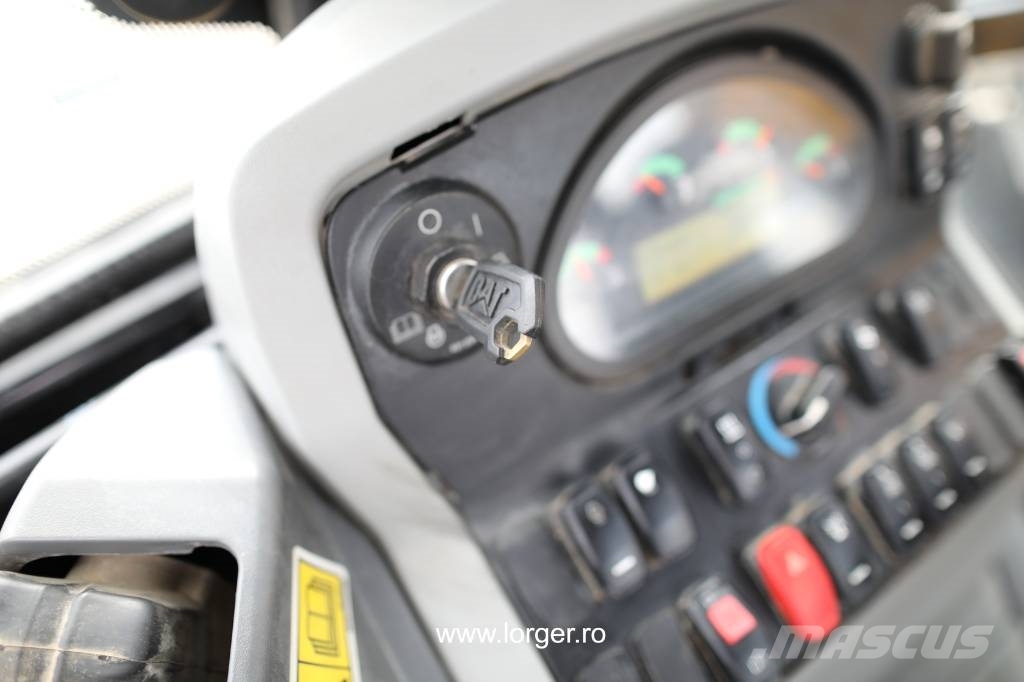 CAT 432 F2 Εκσκαφείς Φορτωτές τύπου JCB