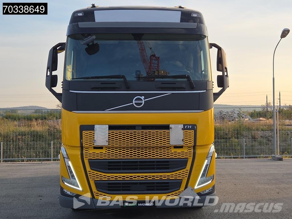 Volvo FH 460 4X2 Globe Mega 2x Tanks I-ParkCool Navi ACC Vilcēji