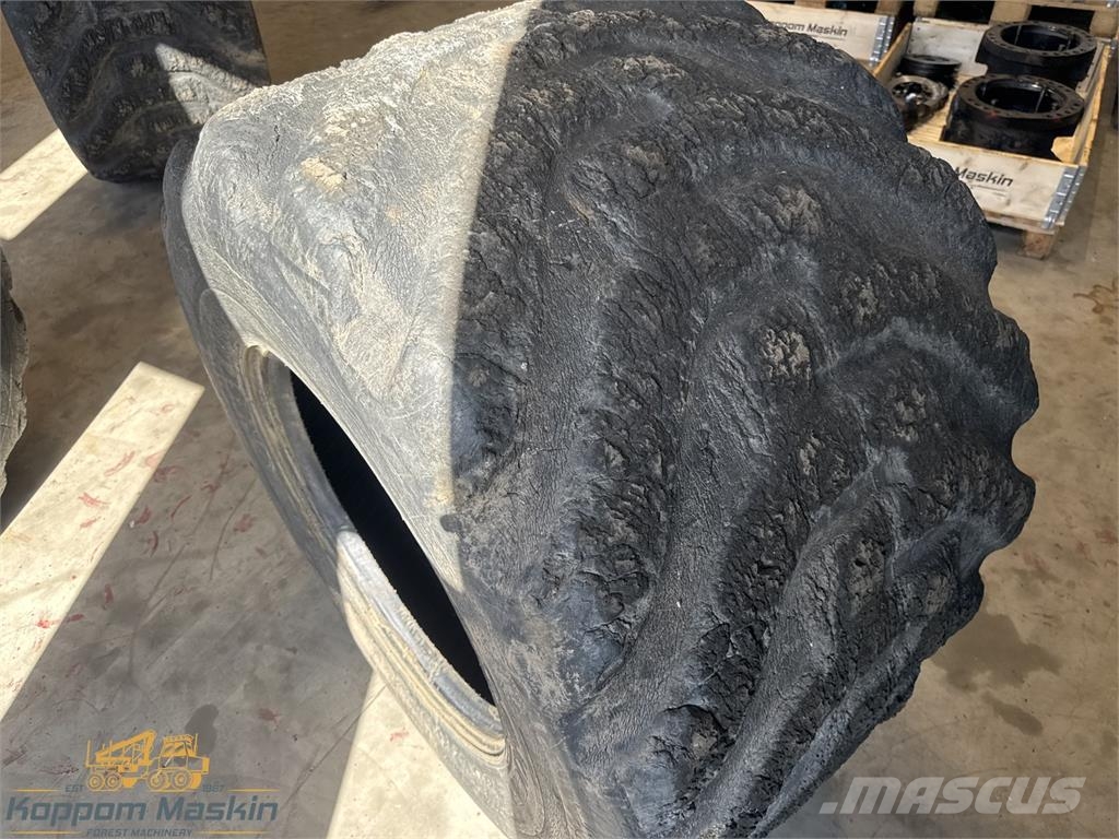 Nokian Fkf2 800/40x26,5 Used/Beg Anvelope, roti si jante