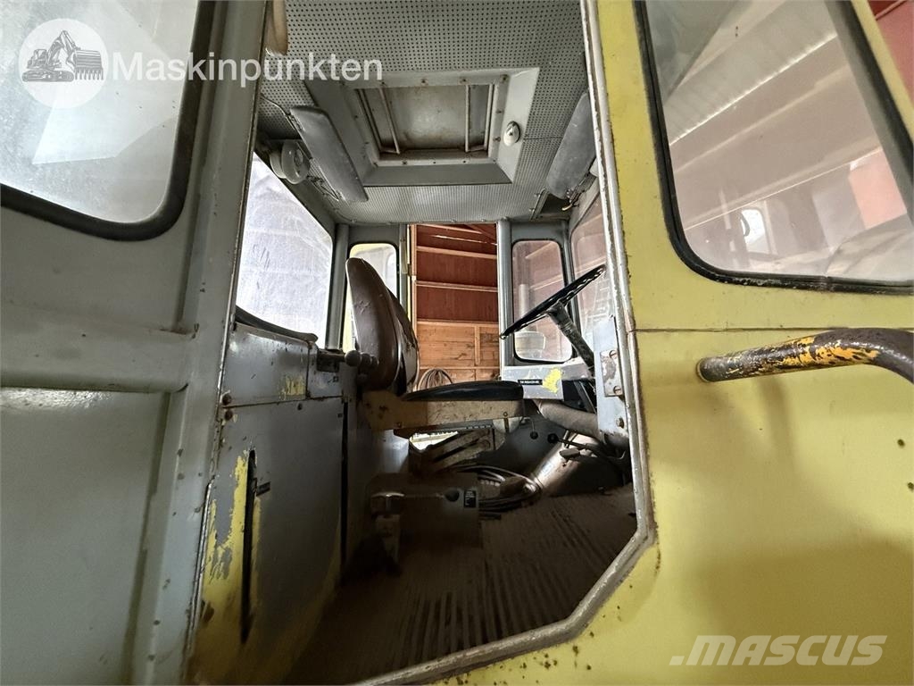 Parca 714 Traktorer