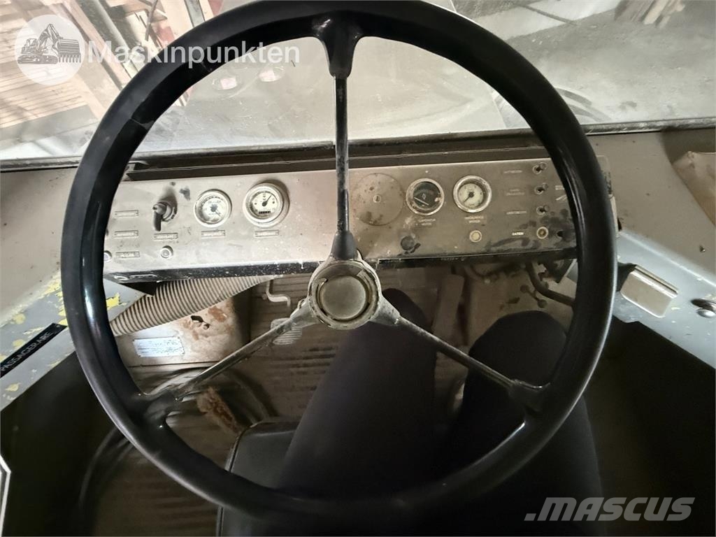 Parca 714 Traktorer