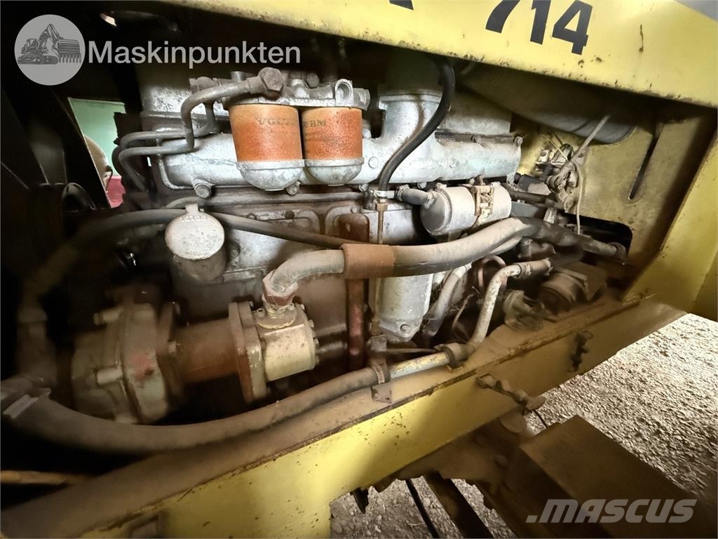 Parca 714 Traktorer