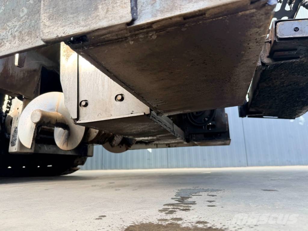 Vögele SUPER 800 Asfalta klājēji