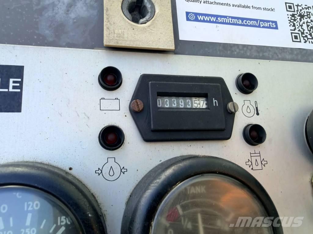 Vögele SUPER 800 Asfalta klājēji