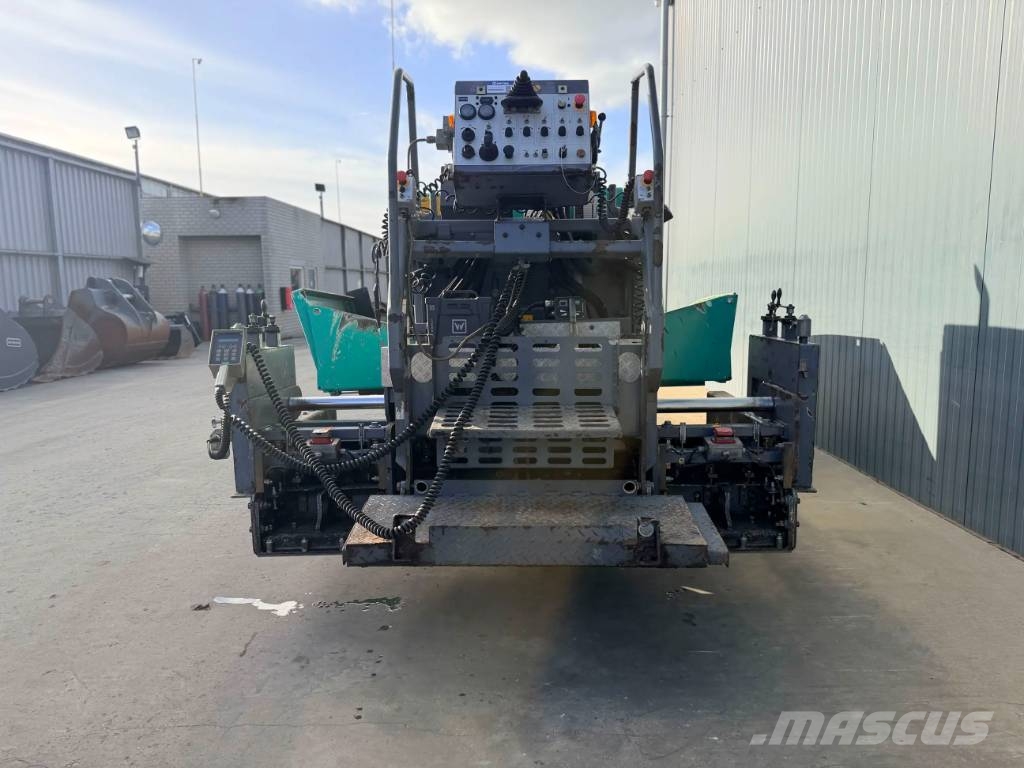 Vögele SUPER 800 Asfalta klājēji
