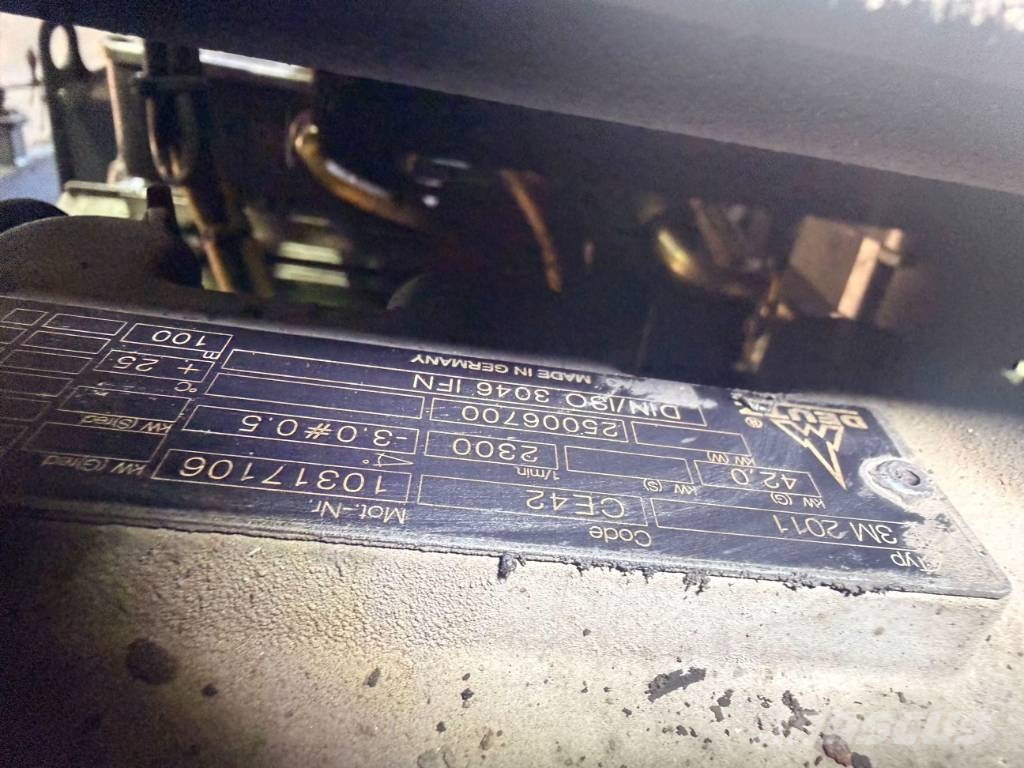 Vögele SUPER 800 Asfalta klājēji