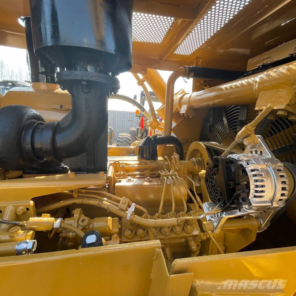 CAT D 6 G Rupsdozers