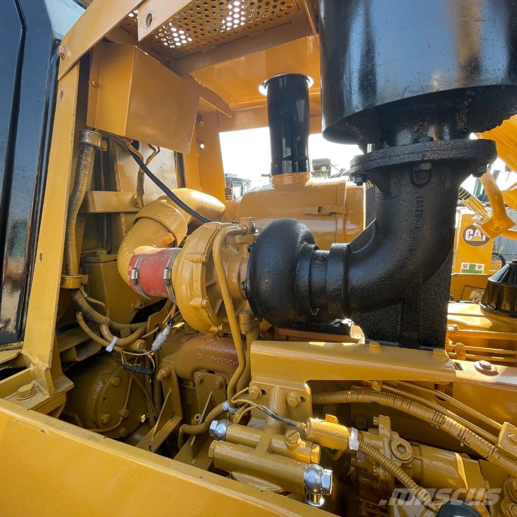 CAT D 6 G Rupsdozers