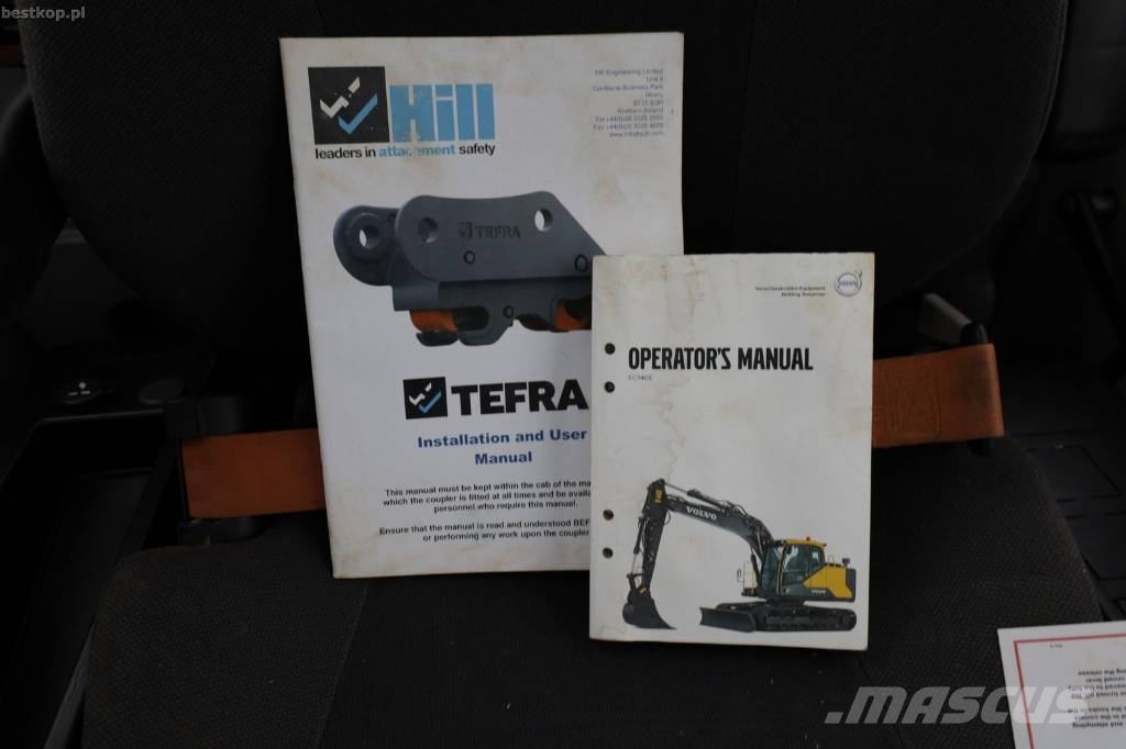 Volvo EC 140 EL حفارات زحافة