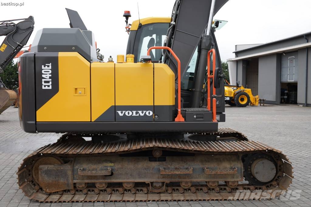 Volvo EC 140 EL حفارات زحافة