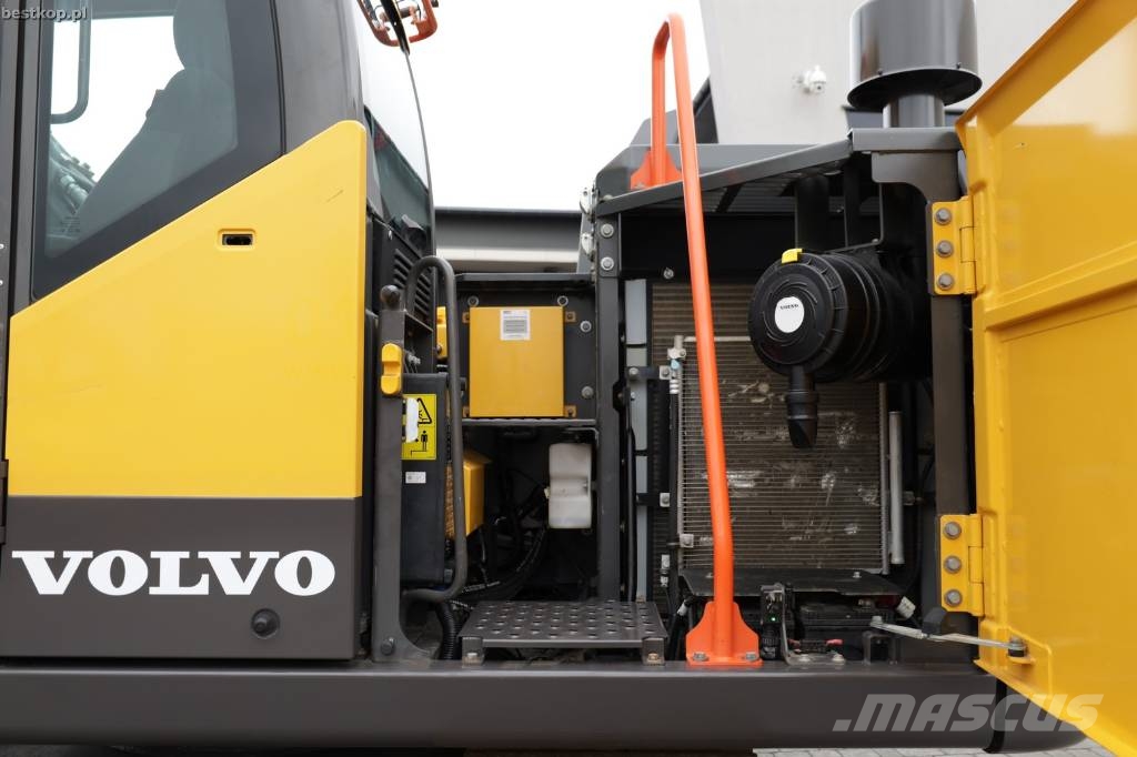 Volvo EC 140 EL حفارات زحافة